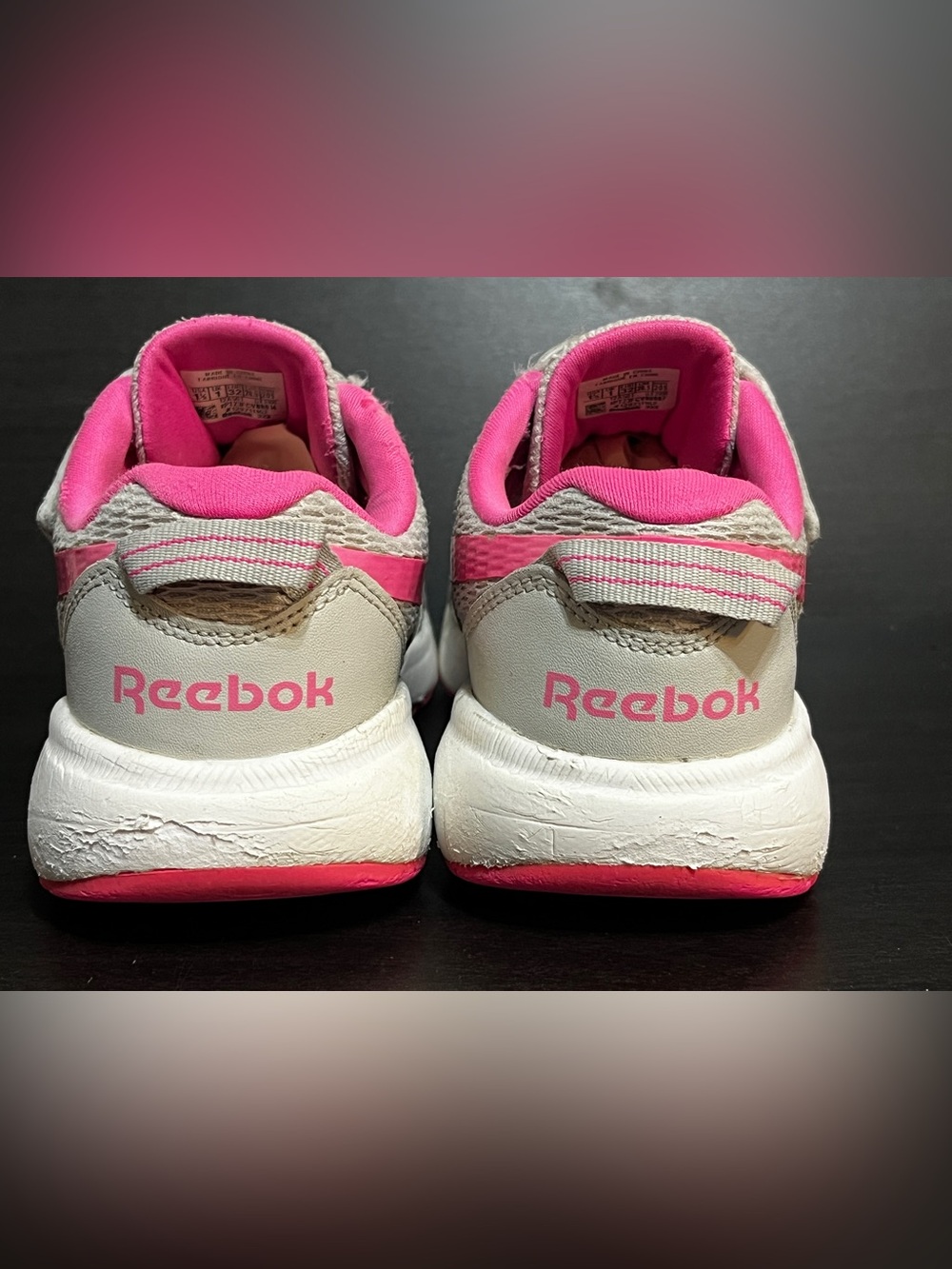 ✨2/$15✨ Reebok girl’s White and Hot Pink Athletic Sneakers - Picture 5 of 11